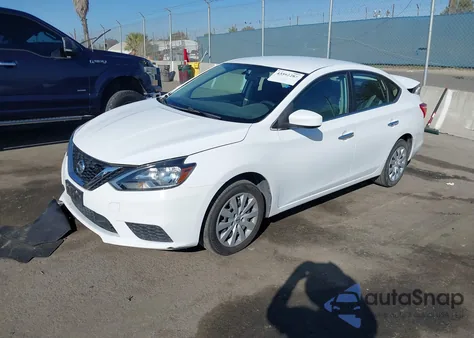 2018 Nissan Sentra S z USA, uszkodzony, nr VIN 3N1AB7APXJY246325